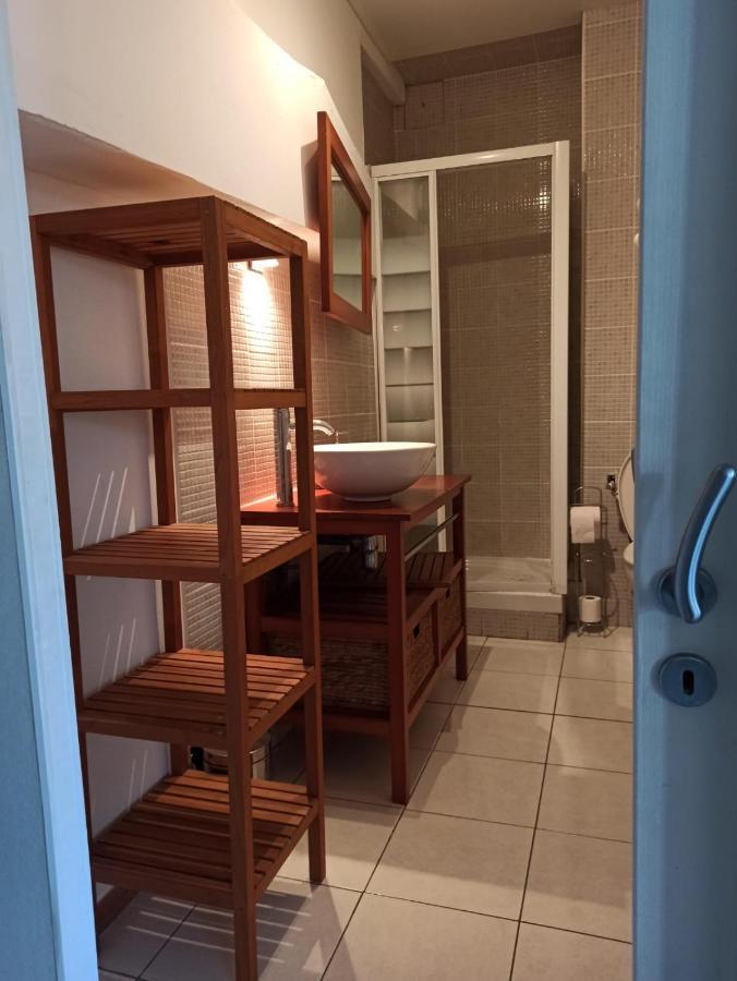 Appartement Charmant 2 pièces, à deux pas du centre à Menton Extérieur photo